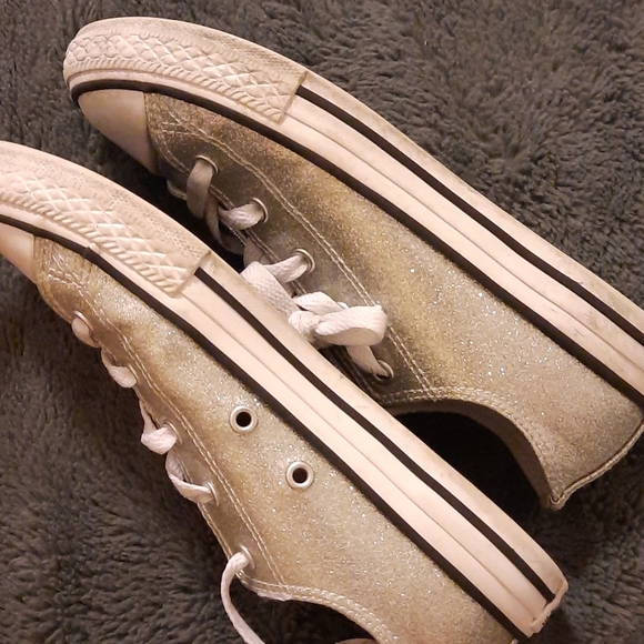 shoes - Picture 4 of 4